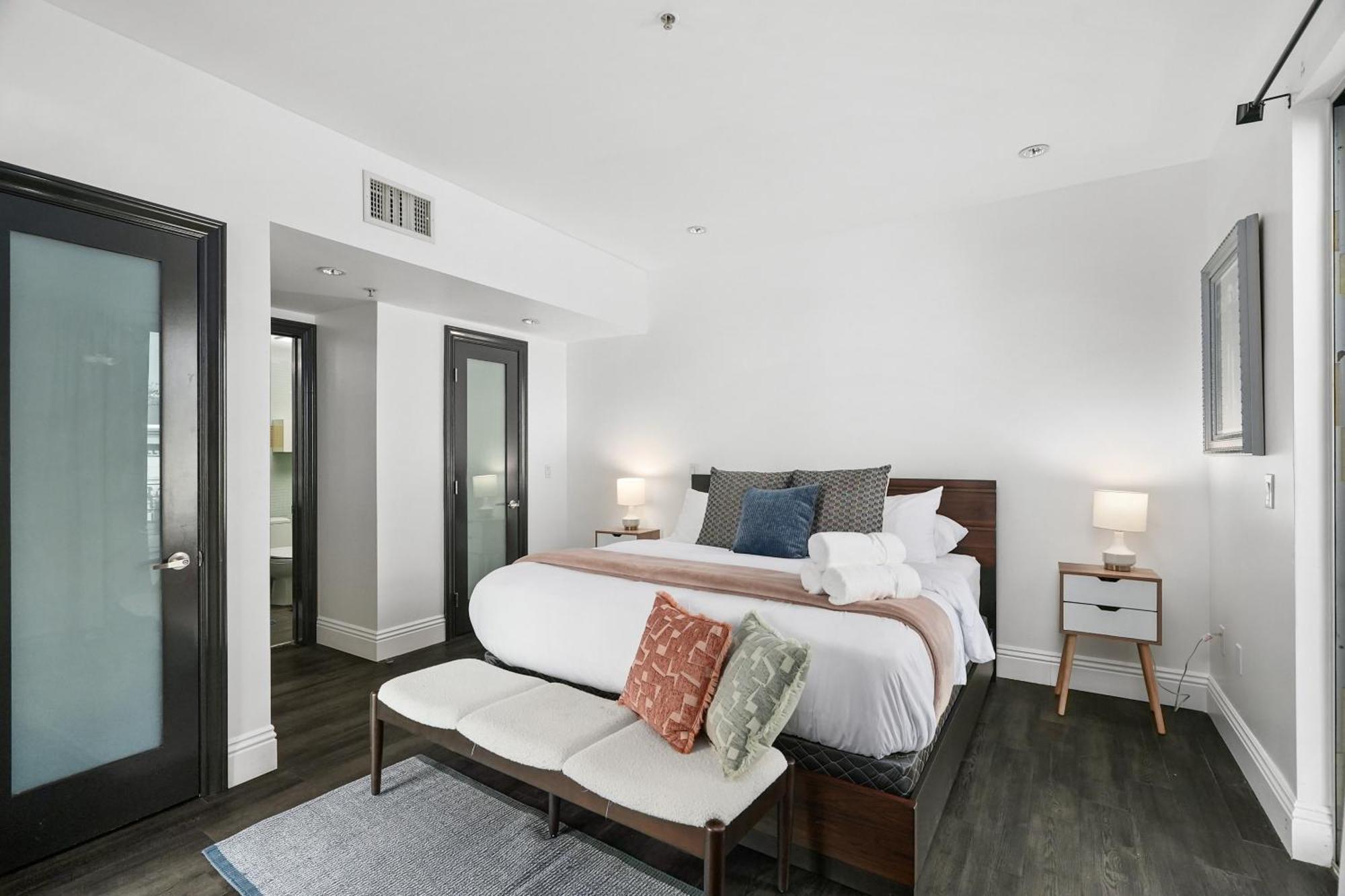 Audemar Boutique Hotel And Apartment Homes Los Angeles Exterior photo